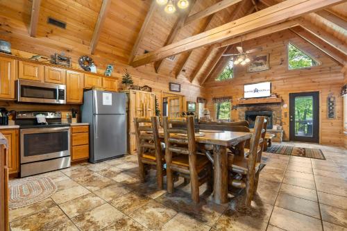 Premium Log Cabin Vacation Experience HotTubFirepit Woods Ozark Preserve - image 14