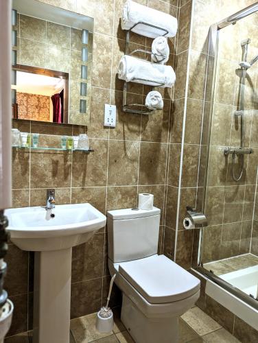 Brookside Hotel & Restaurant - image 12