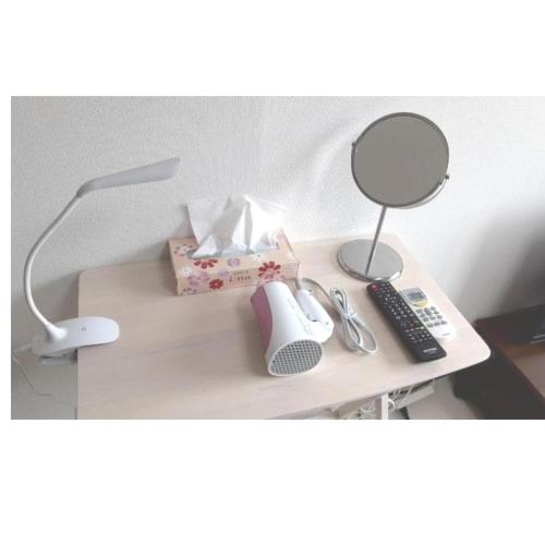 One-Bedroom Apartment image 3