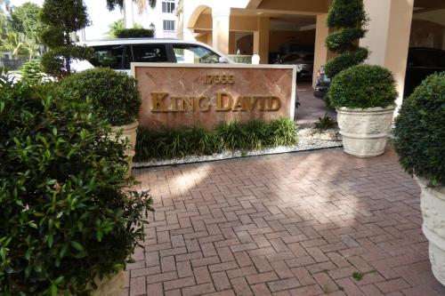 3BR Condo in Sunny Isles Beach in Miami Beach, USA