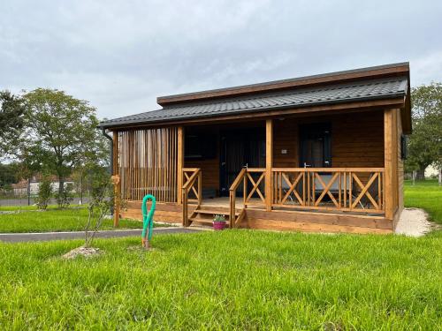 史特拉斯堡 Chalet avec spa, Au Bois Quartois 5星级 民宿 泳池