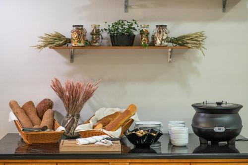 CNic Gemini Hotel - image 2