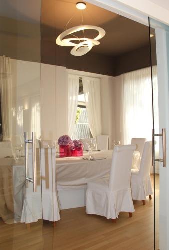 ห้องจัดเลี้ยง, โรงแรมเอลิออส (Helios Hotel) in มอนซา