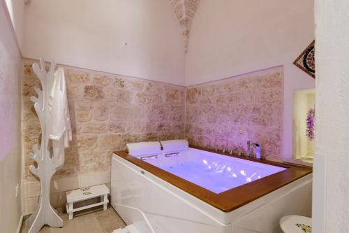Stairway With Jacuzzi By Wonderful Italy - Ostuni