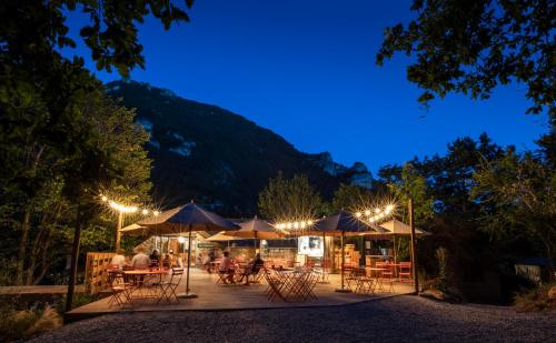 Iekārtas, Huttopia Gorges du Tarn in Les Vignes (Languedoc-Roussillon)