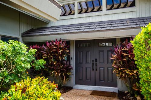 Timeless Treasure on Baywood Timeless Treasure on Baywood