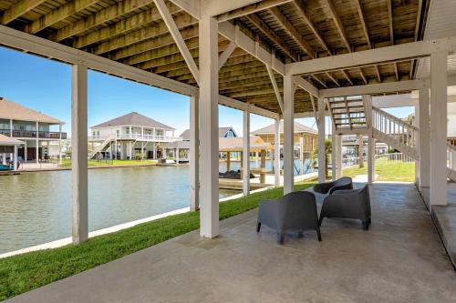 Happy Days On Waterways in Portbolivara (TX)