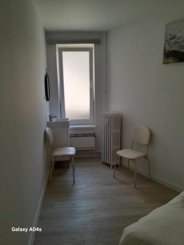 1 bedroom studio sleeps 4, Brussels (photo 9)