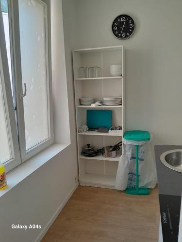 1 bedroom studio sleeps 4, Brussels (photo 7)