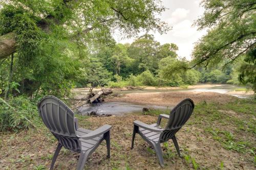 . Historic Nature Retreat in McComb with River Access