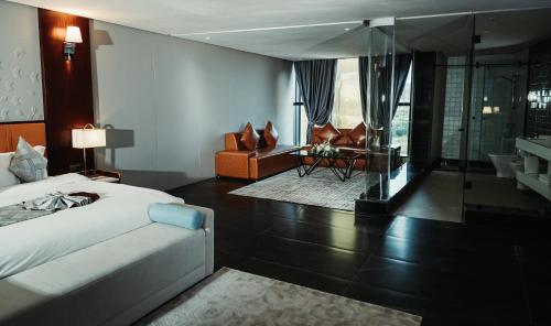 Waves Aqua Resort in 케니트라