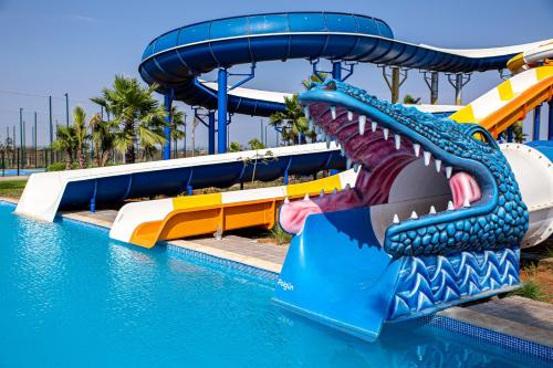 Water park, Waves Aqua Resort in Kenitra