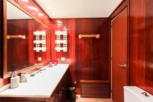Two-Bedroom Apartment image 4