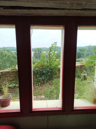 Gite des Perreyeurs - maison troglodyte avec vue sur Loire