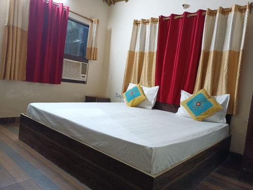 Corbett Tiger Huts