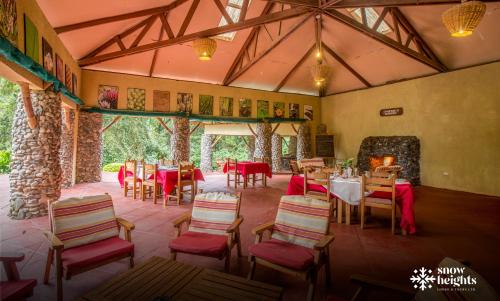 Restorāns, Snow Heights Lodges in Kasese
