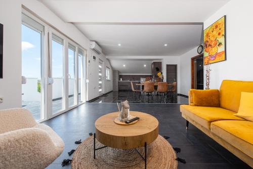 Apartment ''M''