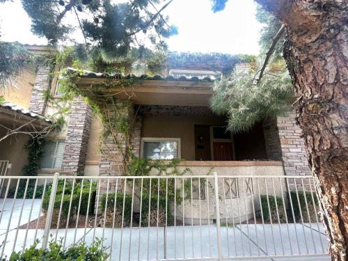 Gate Dual Master Suites Office and Dog Park 30 days minimun, Las Vegas (foto 2)