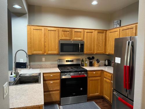 Gate Dual Master Suites Office and Dog Park 30 days minimun, Las Vegas (foto 9)