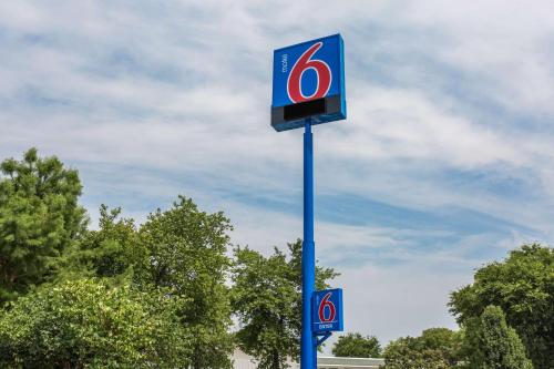 Motel 6-Goodlettsville, TN - Nashville