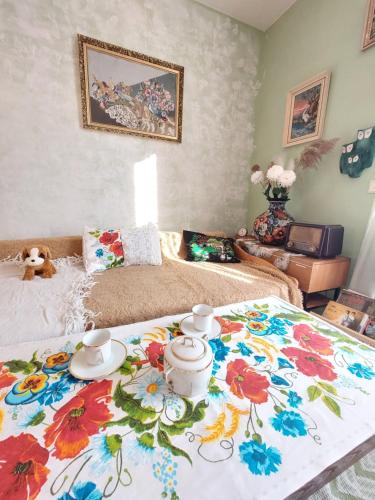 B&B Malé Svatoňovice - Retro bezbariérový byt v rodišti Karla Čapka v blízkosti Krkonoš pro milovníky běžek a vlaků Retro accomodation in birthplace of Karel Čapek in Krkonoše, ski and train lovers - Bed and Breakfast Malé Svatoňovice