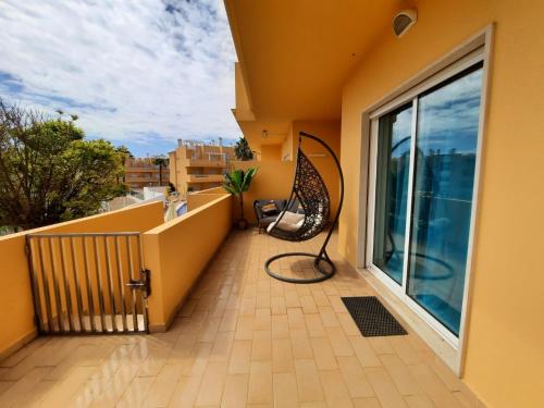 ระเบียง/ชานเรือน, Sunshine Apartment in กอนเซเซา