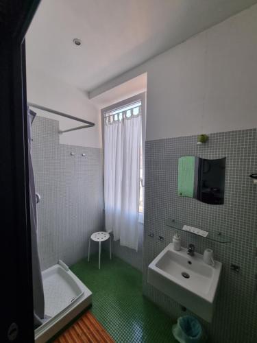 Comfort Triple Room image 6