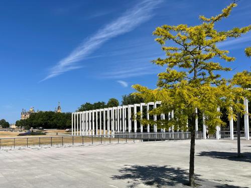 Zuarin Gewölbekeller - direkt am Schlossgarten von Schwerin - Aufladestation für Elektro-Autos und Parkplatz auf Anfrage vorhanden