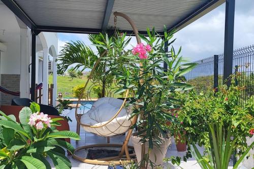 Kukumi's House avec Piscine in Berard