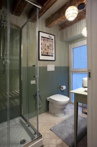Central, Family-Friendly, Washing Machine, 200m to Aquarium and Metro, 300 Mbps Internet, Janov (fotografie 6)