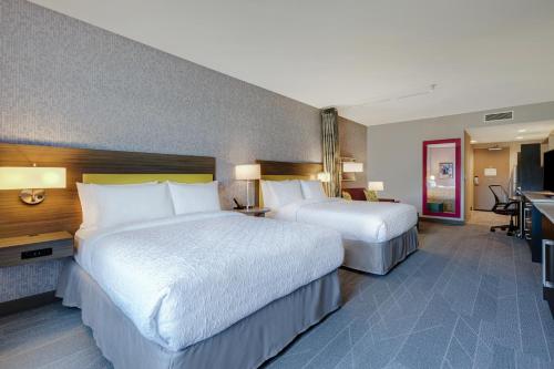 1 queen bed