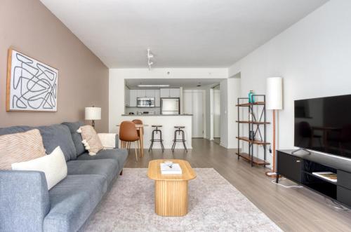 South Beach 1br w pool gym lounge nr dining SFO-1405 South Beach 1br w pool gym lounge nr dining SFO-1405