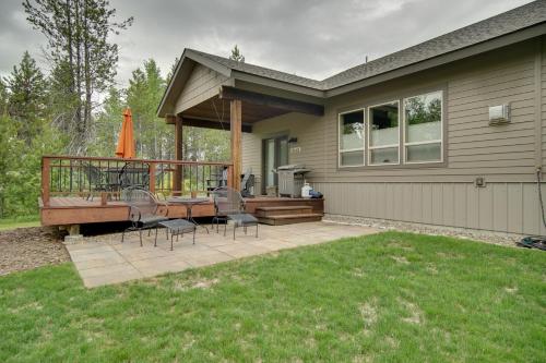 Donnelly Vacation Rental Near Lake Cascade!