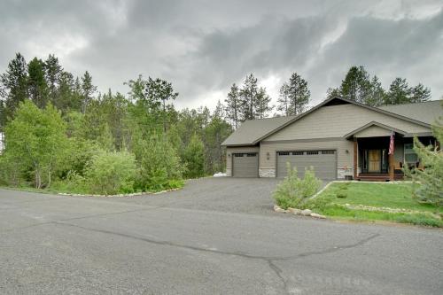 Donnelly Vacation Rental Near Lake Cascade!