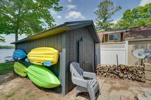 Diamond Lake Waterfront Cabin with Deck and Dock!