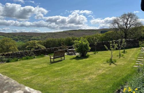 Skats, Pant Llwyd Farm in Llangynidr