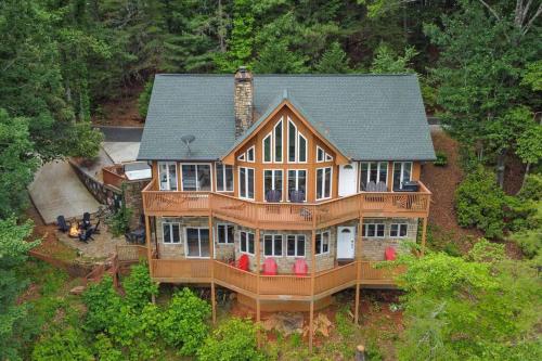 Lily's Lookout Lodge - Helen, GA - Accommodation - Helen