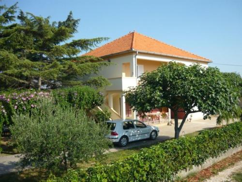  Apartment Zaton, Ferienwohnung in Zaton