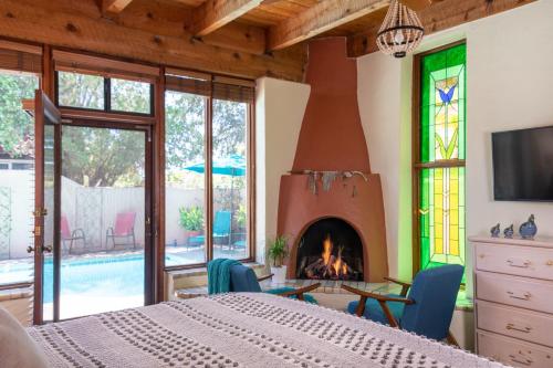 Deluxe Queen Room room in Adobe Rose Inn