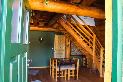 Iekārtas, Holzhaus Wildsbergblick in Morschen