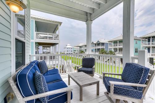 Galveston Beach House with 2 Decks - Walk to Ocean! in Galveston, USA