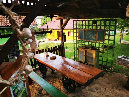 Balcony/terrace, Ivona - Kuca za odmor Perusic - Stara Lika in Perušić