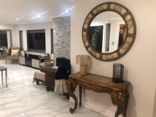 4 Bedroom House-- perfect for families, near the beach! in Glen Cove, USA