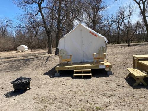 . Tentrr State Park Site - Nebraska Louisville SRA - Riverview D - Single Camp