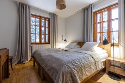 2 twin beds