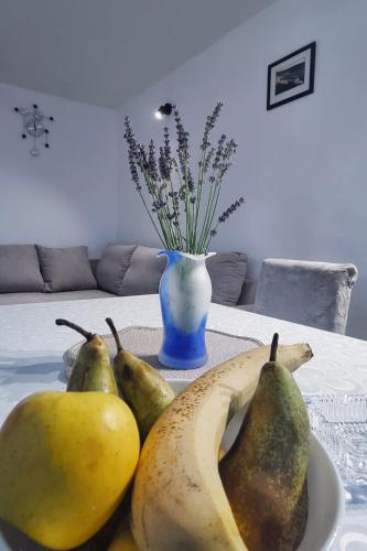 Ēdiens un dzērieni, Apartment Z in Zlarin