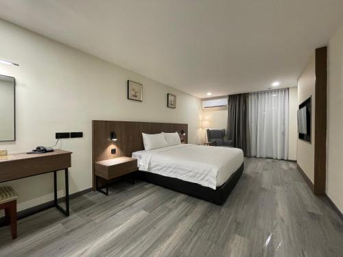 room detail thumbnail 0