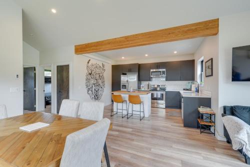 Quiet Alpine Hideaway with Panoramic Mountain Views! in 阿爾卑斯(WY)