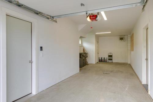 Alpine Hideaway with Panoramic Mountain Views! - image 14