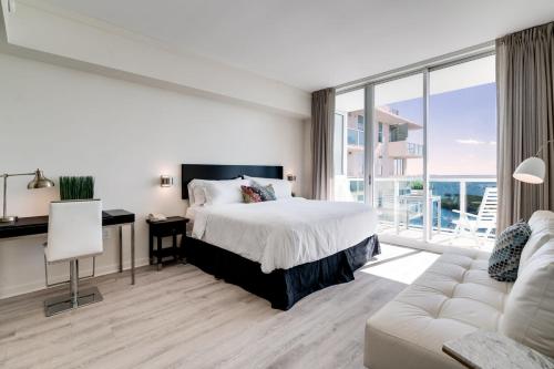Ocean Million Dollar View Studio + Balcony #1 - image 10